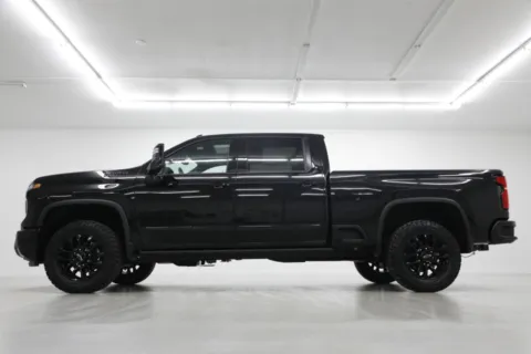 Another view of 2026 Chevrolet Silverado 2500HD High Country for sale in Clinton, MO at Jim Falk Motors