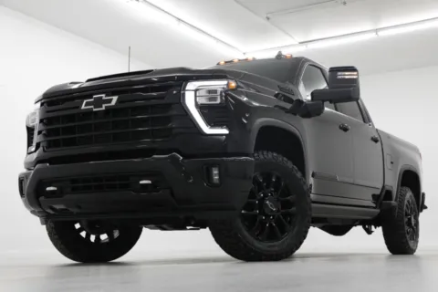 Black 2026 Chevrolet Silverado 2500HD High Country for sale in Clinton, MO