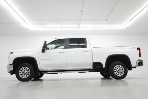 Another view of 2022 Chevrolet Silverado 2500HD LT for sale in Clinton, MO at Jim Falk Motors