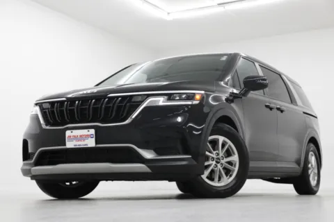 Black 2024 Kia Carnival LX for sale in Clinton, MO