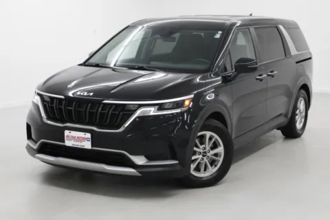 More photos of 2024 Kia Carnival LX at Jim Falk Motors, MO