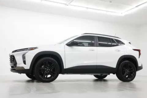 Photos of 2026 Chevrolet Trax ACTIV for sale in Clinton, MO at Jim Falk Motors