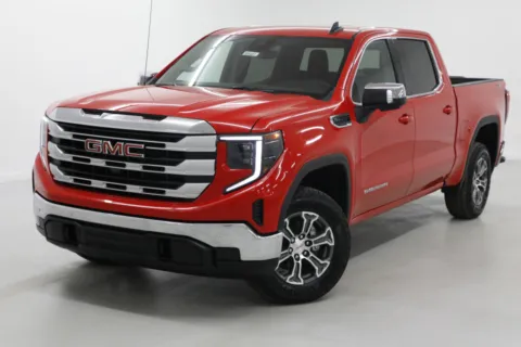 More photos of 2026 GMC Sierra 1500 SLE at Jim Falk Motors, MO