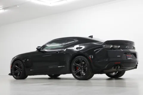 More photos of 2019 Chevrolet Camaro 1SS at Jim Falk Motors, MO