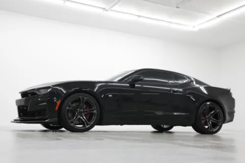 Photos of 2019 Chevrolet Camaro 1SS for sale in Clinton, MO at Jim Falk Motors