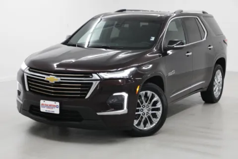 More photos of 2023 Chevrolet Traverse High Country at Jim Falk Motors, MO