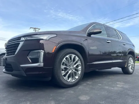 Black 2023 Chevrolet Traverse High Country for sale in Clinton, MO