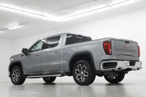 More photos of 2026 GMC Sierra 1500 SLT at Jim Falk Motors, MO