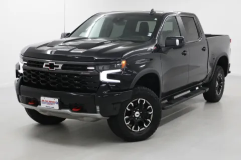More photos of 2024 Chevrolet Silverado 1500 ZR2 at Jim Falk Motors, MO