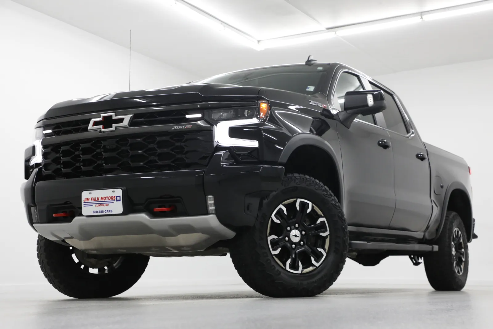 Black 2024 Chevrolet Silverado 1500 ZR2 for sale in Clinton, MO