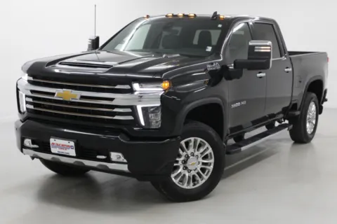 More photos of 2022 Chevrolet Silverado 3500HD High Country at Jim Falk Motors, MO