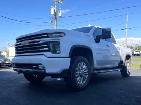 White 2022 Chevrolet Silverado 2500HD High Country for sale in Clinton, MO