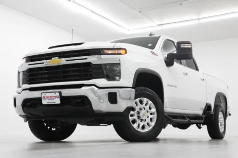 White 2024 Chevrolet Silverado 2500HD LT for sale in Clinton, MO