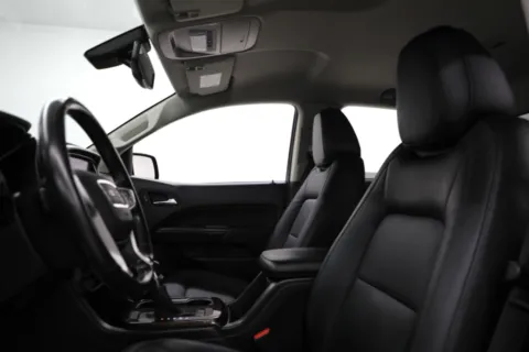 More photos of 2022 GMC Canyon Elevation at Jim Falk Motors, MO