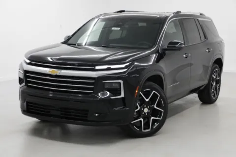 More photos of 2026 Chevrolet Traverse High Country at Jim Falk Motors, MO