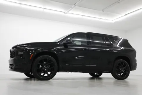 Photos of 2026 Chevrolet Traverse RS for sale in Clinton, MO at Jim Falk Motors