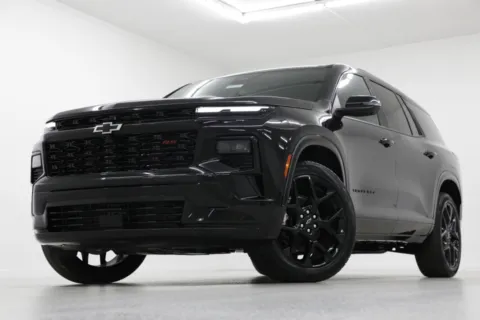 Black 2026 Chevrolet Traverse RS for sale in Clinton, MO