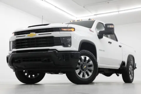 White 2026 Chevrolet Silverado 2500HD Custom for sale in Clinton, MO