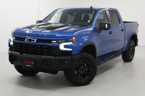 More photos of 2024 Chevrolet Silverado 1500 ZR2 at Jim Falk Motors, MO