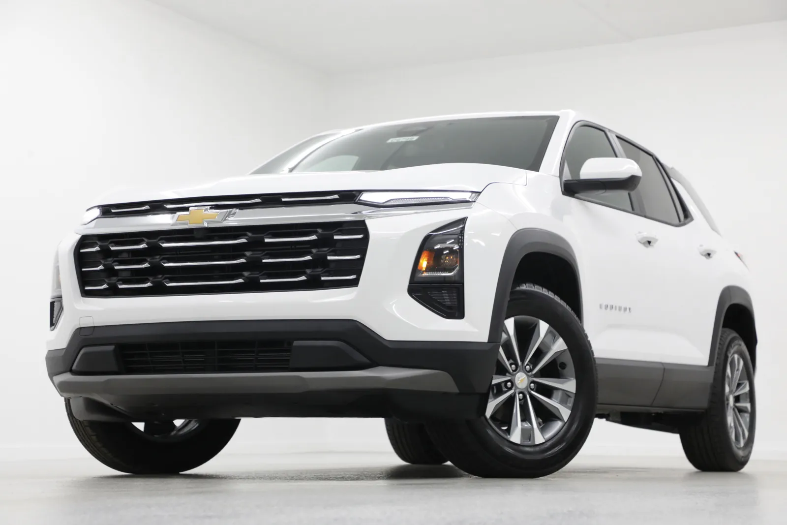 White 2026 Chevrolet Equinox LT for sale in Clinton, MO
