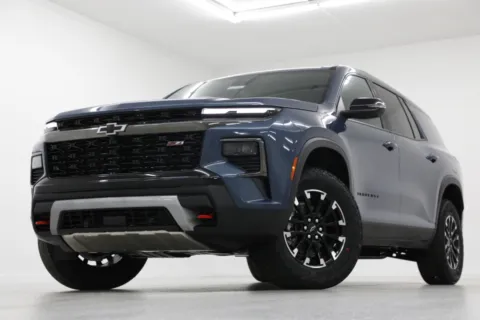 Blue 2026 Chevrolet Traverse Z71 for sale in Clinton, MO