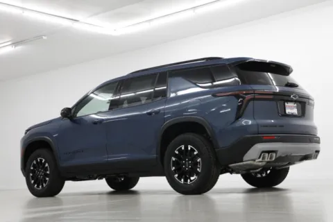 More photos of 2026 Chevrolet Traverse Z71 at Jim Falk Motors, MO