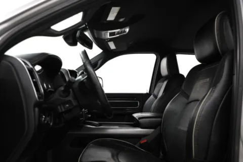 More photos of 2022 Ram 3500 Laramie at Jim Falk Motors, MO