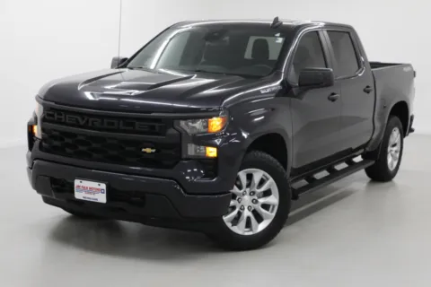 More photos of 2022 Chevrolet Silverado 1500 Custom at Jim Falk Motors, MO
