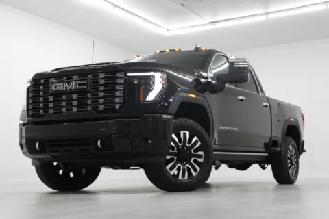 Black 2026 GMC Sierra 2500HD Denali Ultimate for sale in Clinton, MO