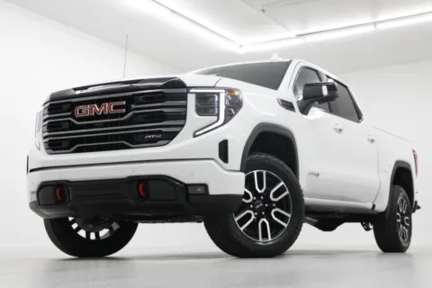 White 2026 GMC Sierra 1500 AT4 for sale in Clinton, MO