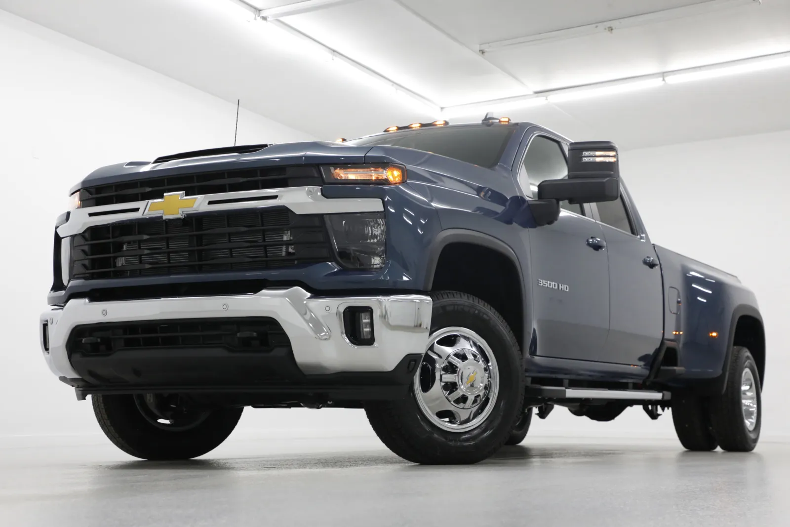 Blue 2026 Chevrolet Silverado 3500HD DRW LT for sale in Clinton, MO