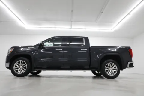 Another view of 2020 GMC Sierra 1500 SLT for sale in Clinton, MO at Jim Falk Motors