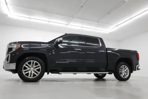 Photos of 2020 GMC Sierra 1500 SLT for sale in Clinton, MO at Jim Falk Motors