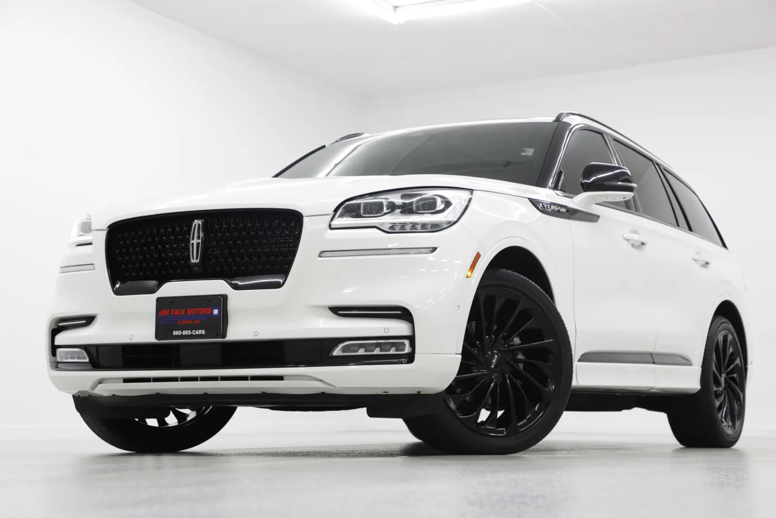 White 2023 Lincoln Aviator Reserve for sale in Clinton, MO
