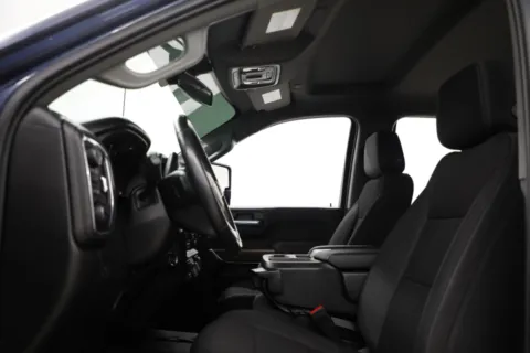 More photos of 2020 Chevrolet Silverado 2500HD LT at Jim Falk Motors, MO