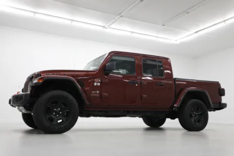 Photos of 2022 Jeep Gladiator Mojave for sale in Clinton, MO at Jim Falk Motors
