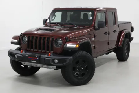 More photos of 2022 Jeep Gladiator Mojave at Jim Falk Motors, MO