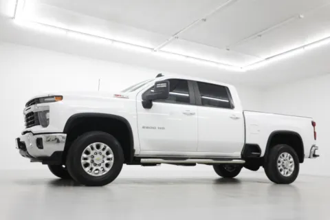 Photos of 2024 Chevrolet Silverado 2500HD LT for sale in Clinton, MO at Jim Falk Motors