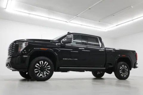Photos of 2026 GMC Sierra 2500HD Denali Ultimate for sale in Clinton, MO at Jim Falk Motors