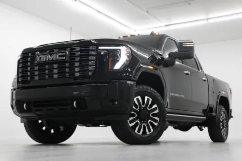 Black 2026 GMC Sierra 2500HD Denali Ultimate for sale in Clinton, MO