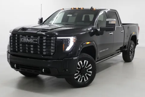 More photos of 2026 GMC Sierra 2500HD Denali Ultimate at Jim Falk Motors, MO
