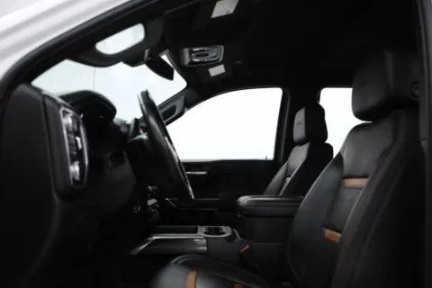 More photos of 2022 GMC Sierra 1500 Limited AT4 at Jim Falk Motors, MO