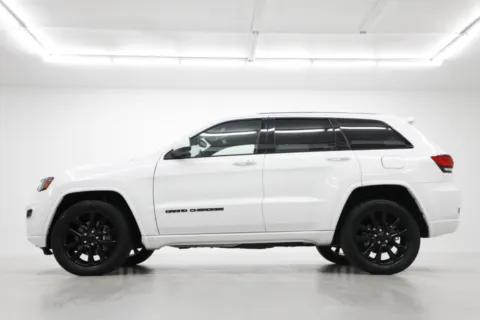 Another view of 2021 Jeep Grand Cherokee Laredo X for sale in Clinton, MO at Jim Falk Motors