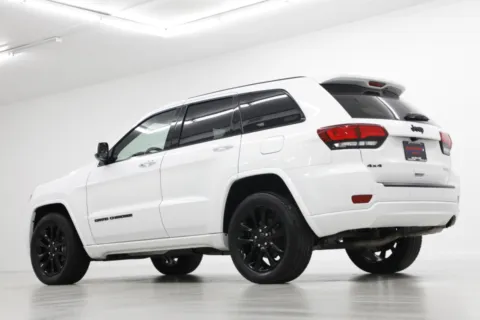 More photos of 2021 Jeep Grand Cherokee Laredo X at Jim Falk Motors, MO