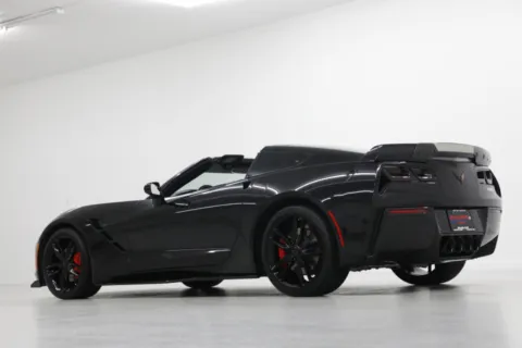 More photos of 2019 Chevrolet Corvette 1LT at Jim Falk Motors, MO