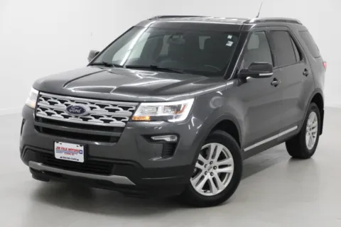 More photos of 2019 Ford Explorer XLT at Jim Falk Motors, MO