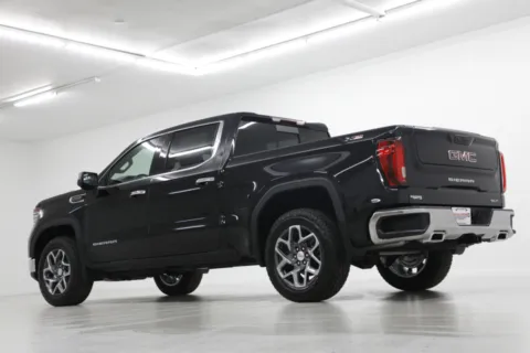 More photos of 2026 GMC Sierra 1500 SLT at Jim Falk Motors, MO