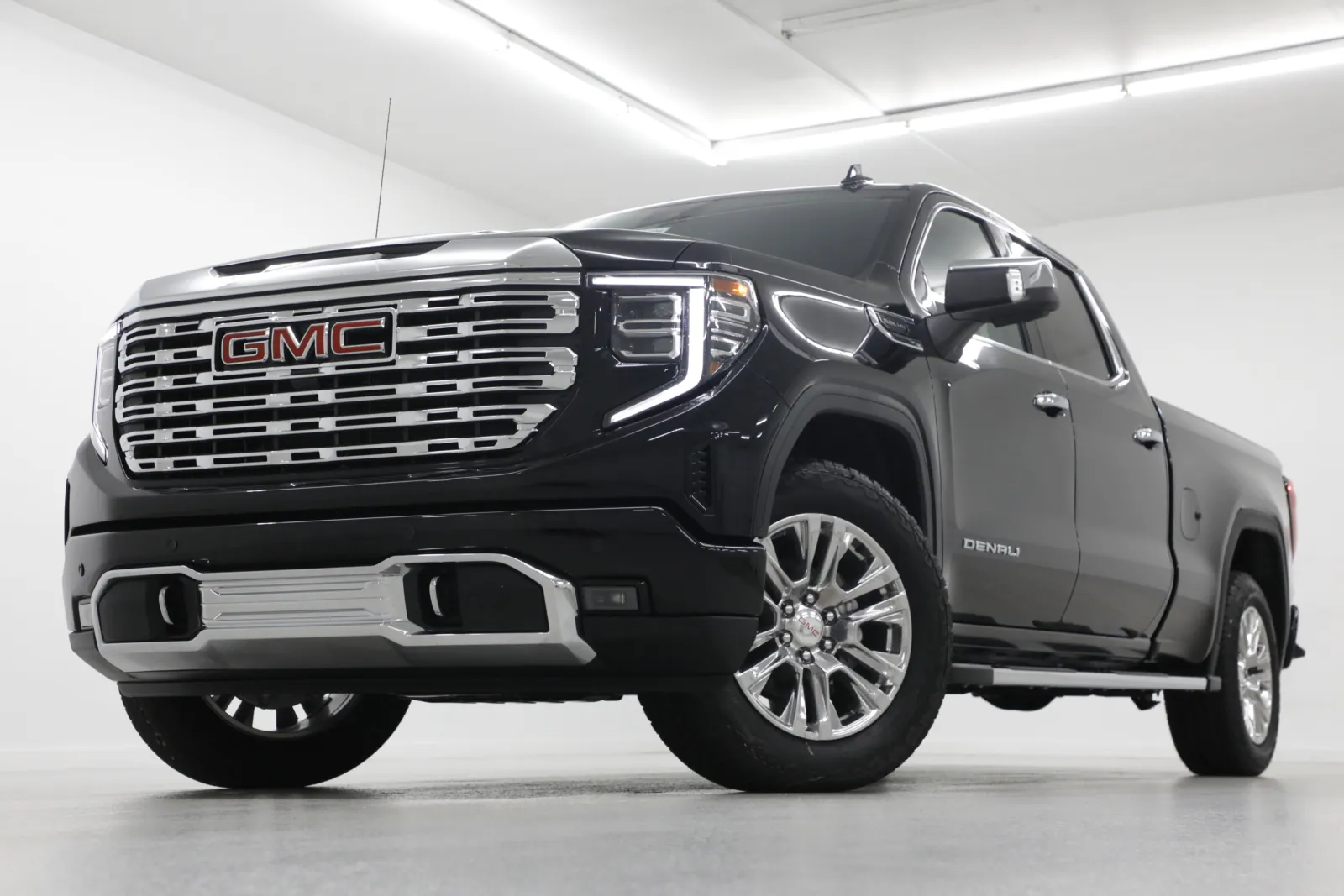Black 2026 GMC Sierra 1500 Denali for sale in Clinton, MO