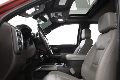 More photos of 2019 Chevrolet Silverado 1500 LTZ at Jim Falk Motors, MO