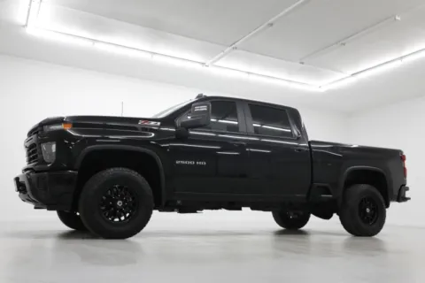 Photos of 2025 Chevrolet Silverado 2500HD Custom for sale in Clinton, MO at Jim Falk Motors